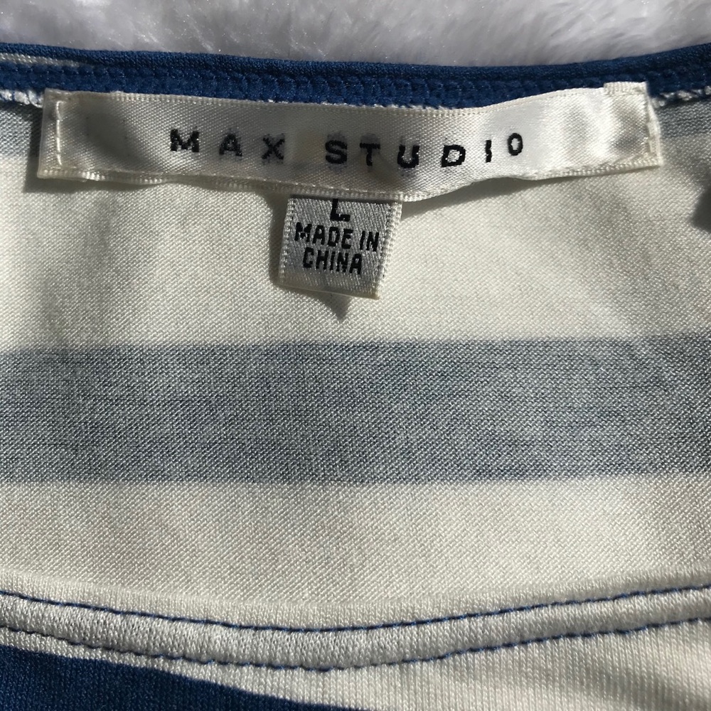 Max Studio top - Picture 4 of 4